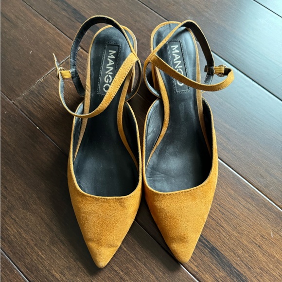 Mango shoes heels mustard color - Picture 2 of 5